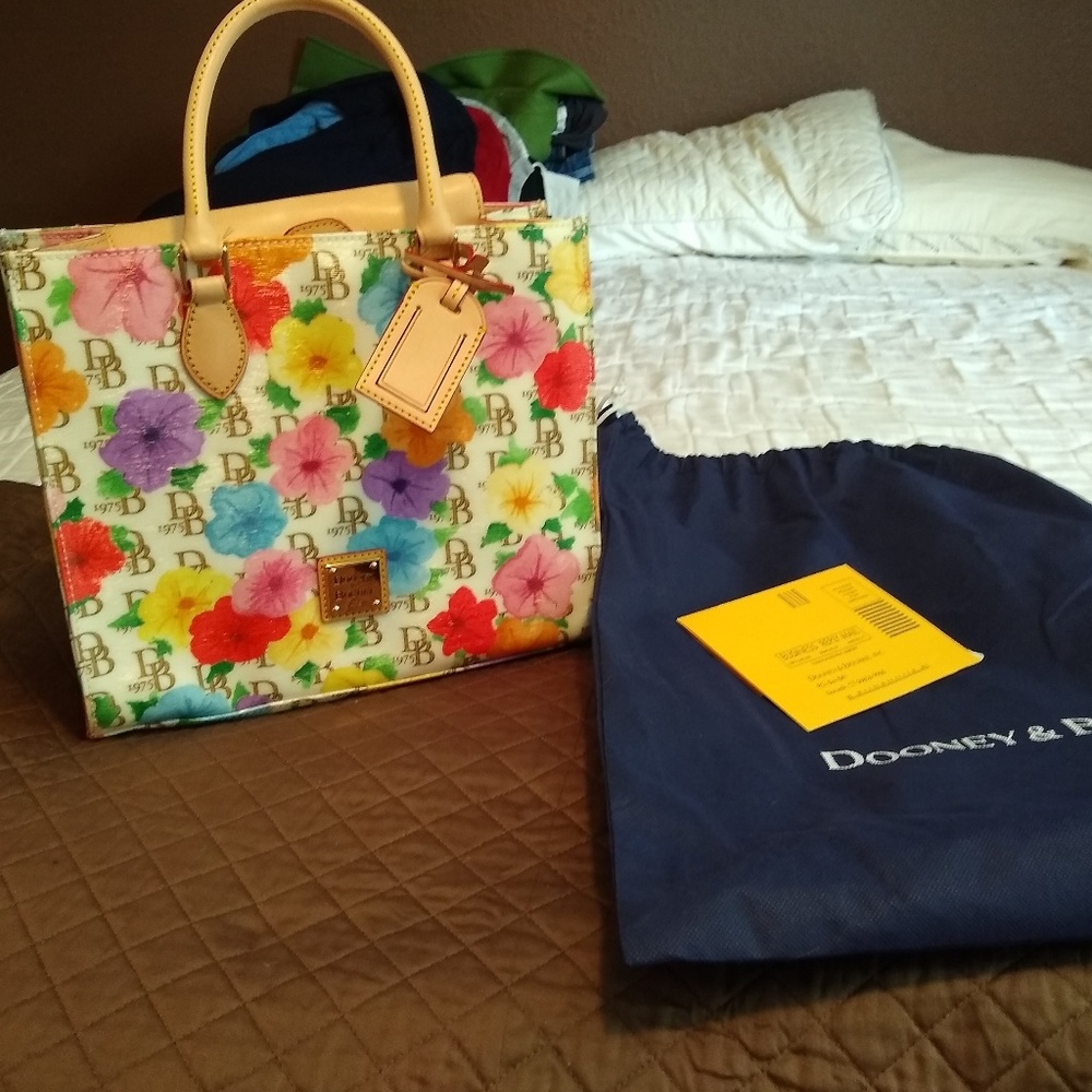 Dooney & Bourke 1975 Satchel